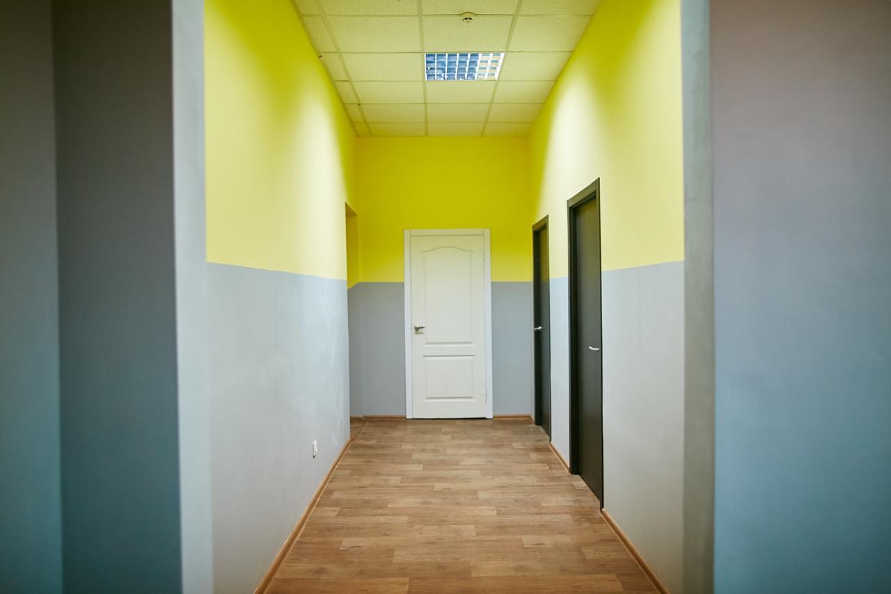 Hello Yellow Hostel Днепър Екстериор снимка