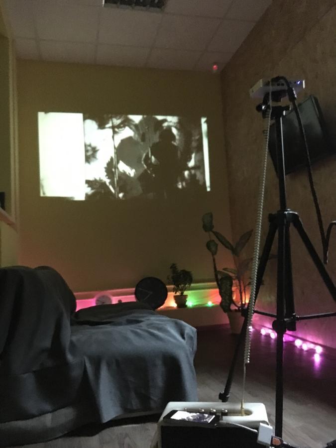 Hello Yellow Hostel Днепър Екстериор снимка
